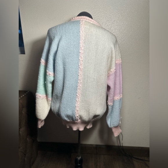 Vintage  Pastel Colorblock
Oversized Kawaii Sweater size small Pearl beaded - Picture 8 of 16